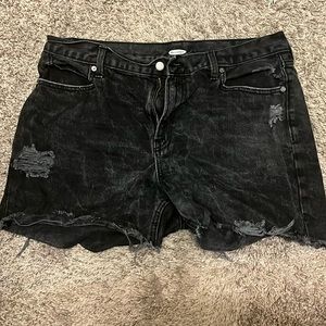 Black distressed Jean shorts!
